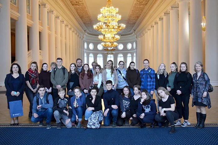 Школьники из Гамбурга и Санкт-Петербурга ознакомились с профессиями, востребованными в Секретариате Совета МПА СНГ