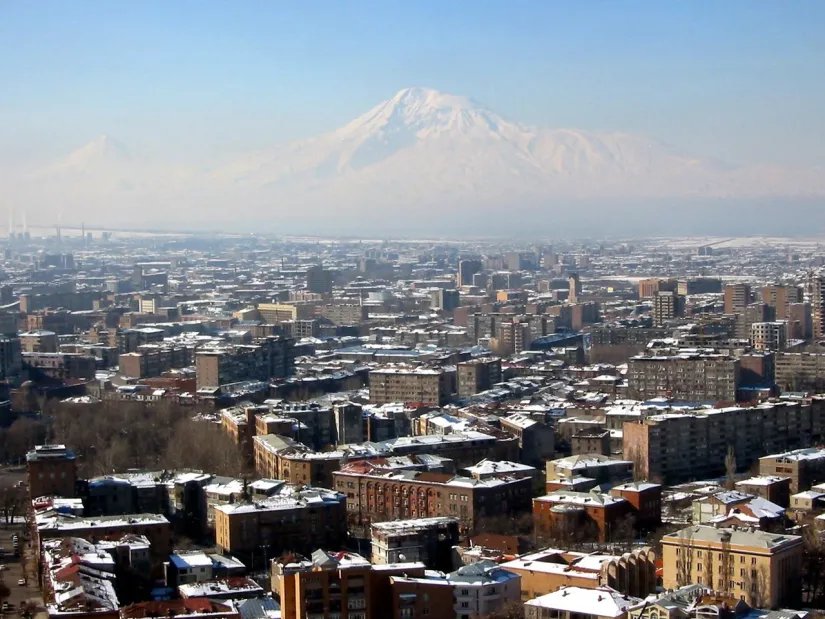 Международные наблюдатели от МПА СНГ направились в Ереван