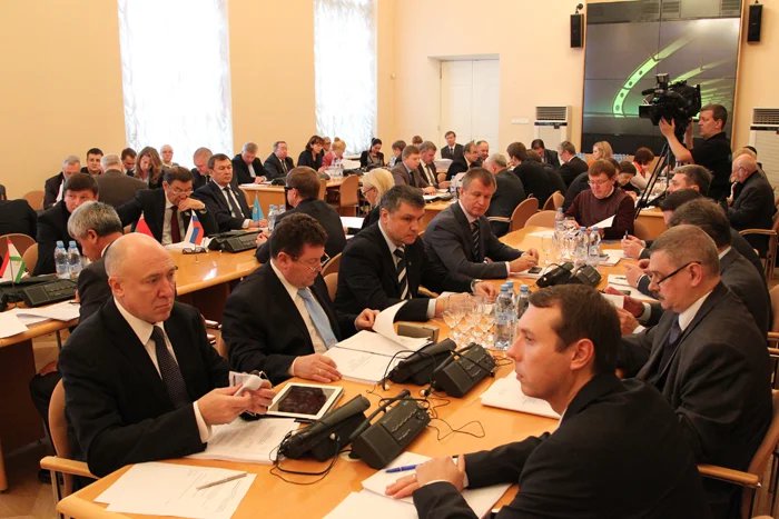 Combating technical terrorism, human trafficking and money laundering. Security experts deliberate in the Tavricheskiy