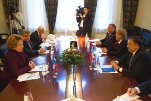 Valentina Matvienko and Asilbek Zheenbekov discuss interparliamentary cooperation