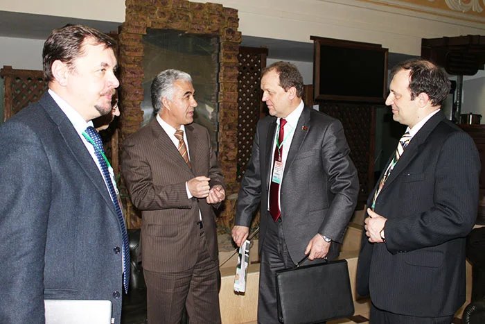 IPA CIS observers meet with the Chairman of the Democratic party of Tajikistan