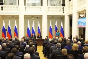 Vladimir Putin met with the legislators in the Tavricheskiy Palace