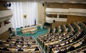 Russian Parliament Adopts Law, Permitting Prolongation of Labor Permits for Immigrants without Leaving Russia