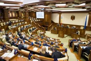 Moldovan Parliament Approves Measures to Support Citizens and Businesses During Pandemic
